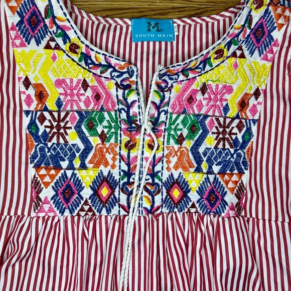 South Main Striped Embroidered Colorful Dress Size S/M - Picture 3 of 4